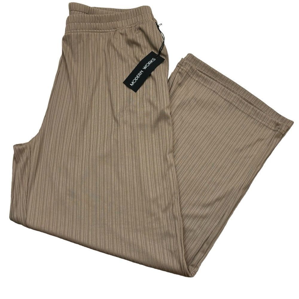 Brand new with Tags Ladies Modern Works Tan Ribbed Wide Leg Pants Size XL